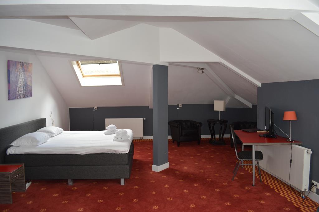 Hotel Oranjeoord Хог-Сурен Экстерьер фото